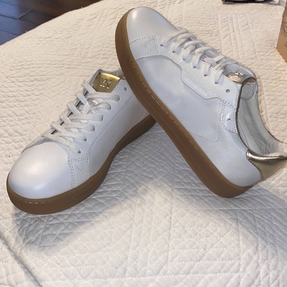 Michael Kors MK Cloth Trainers White Sneakers New - Picture 6 of 12